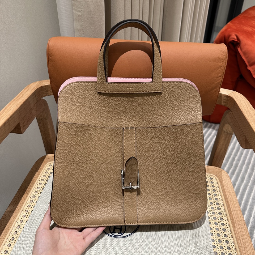 HERMES エルメス アルザン 31（Halzan 31）