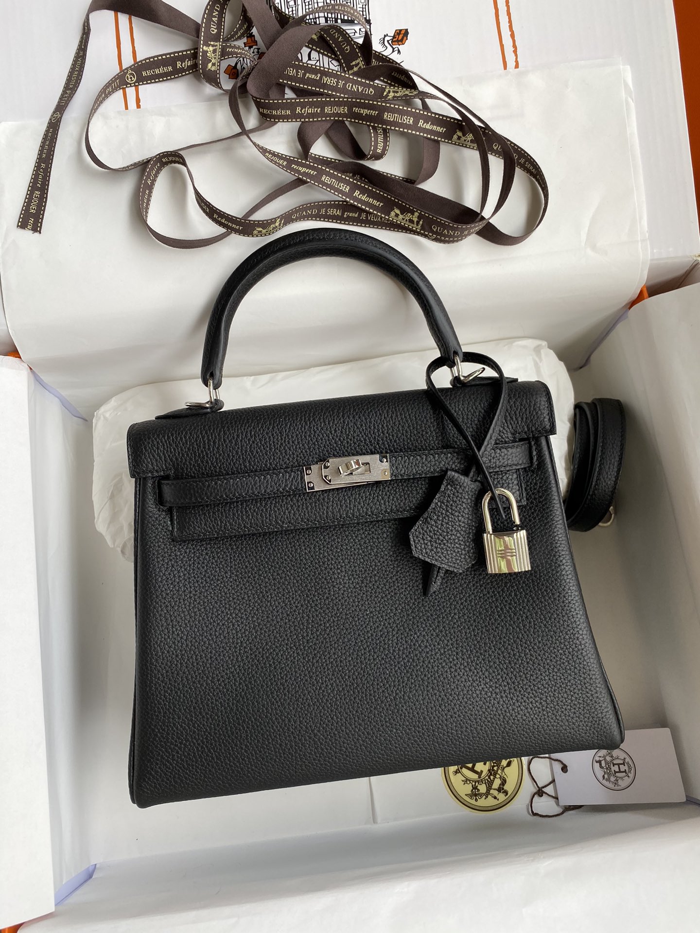 HERMÈS エルメス ケリー25 ノワールシルバー金具