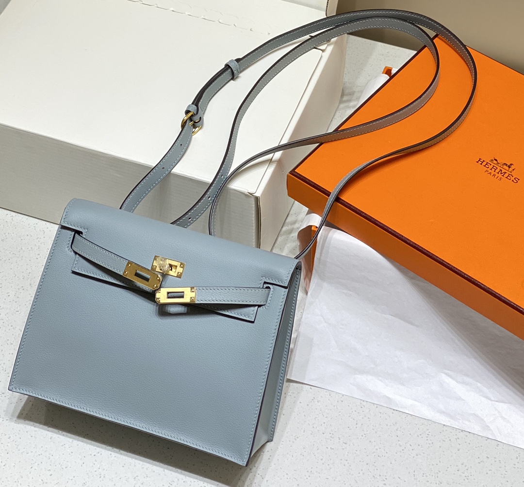 エルメス ケリー・ダンス エヴァーカラー 22cm カラー：リネンブルー・ゴールド