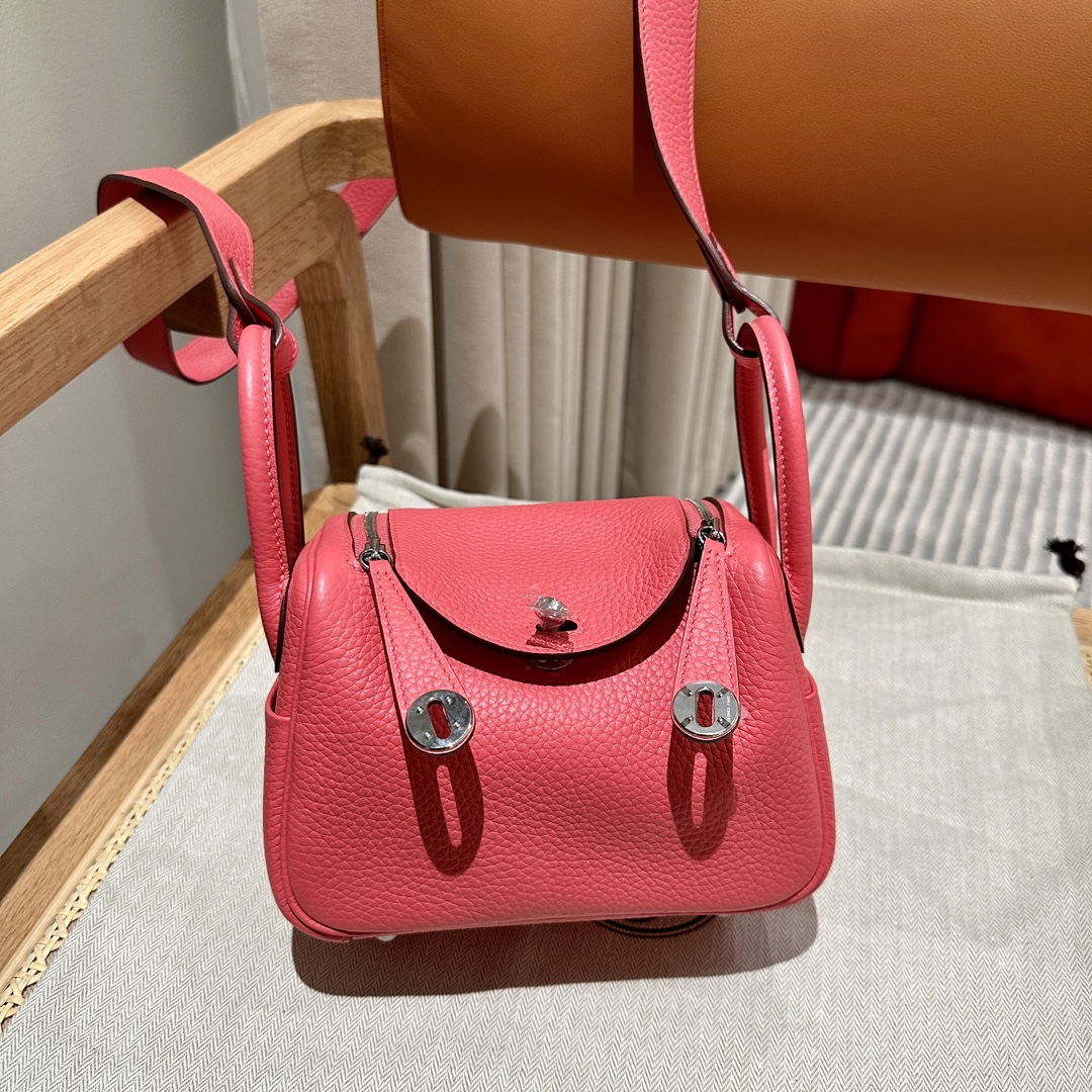 HERMÈS ミニ リンディ バッグ
