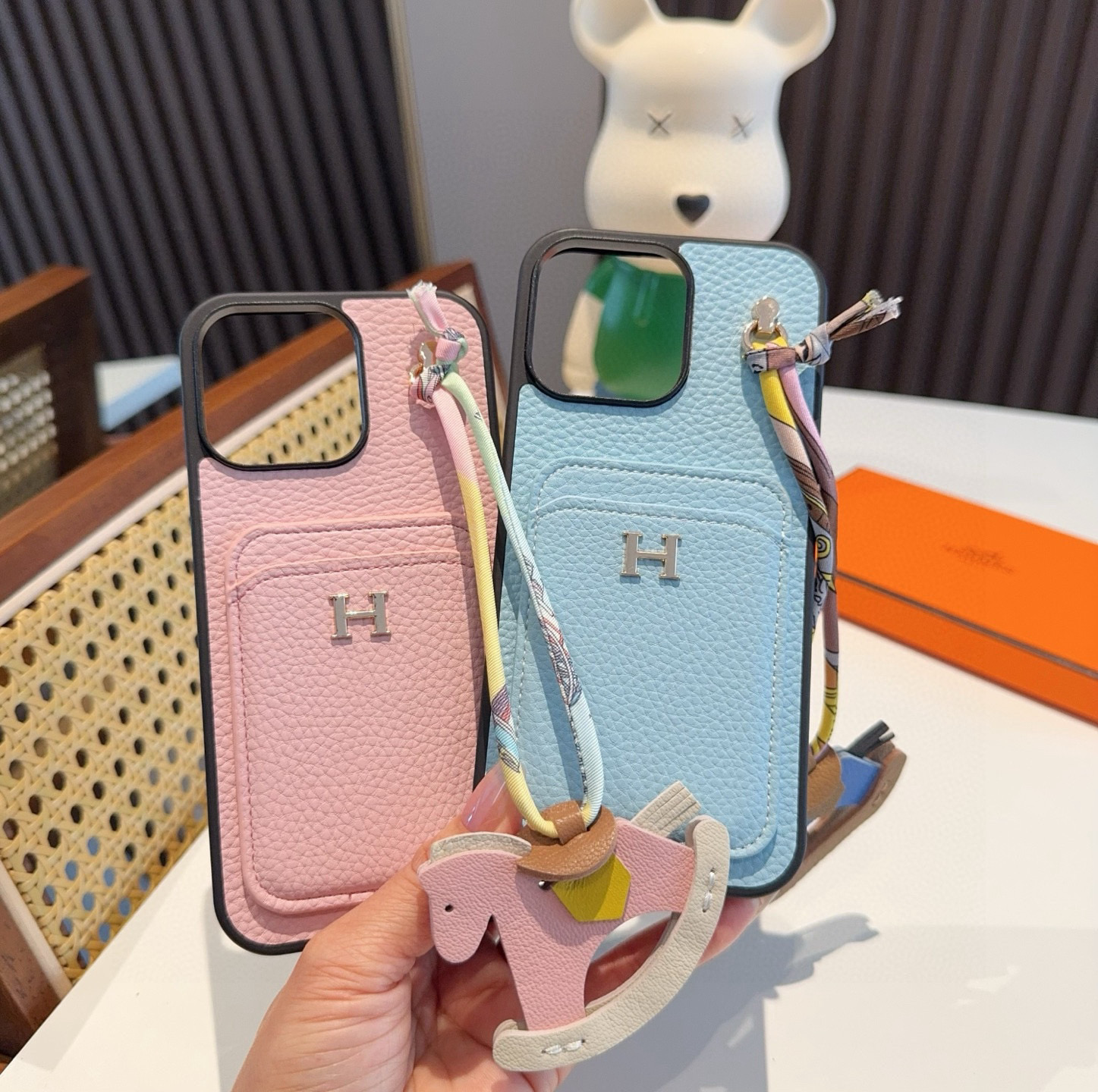 エルメス携帯ケース   ライチ模様コードレスカードホルダー付きスマホケース