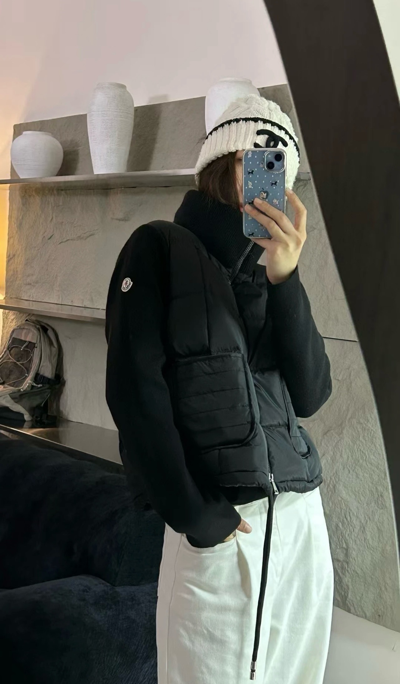 【冬の型破り】モンクレール 縫製ポケット＆ドローンストリングダウンパーカー 3D立体裁断｜羊毛混紡で軽量保温｜M/Lサイズ有り｜ブラック/ホワイト