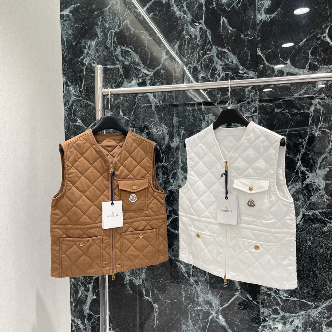 モンクレール 2025年早秋新作 ダイヤモンドチェックダウンベスト | 菱格圧纹×多機能ポケット、ウエスト調節ゴムバンド付き、高級感と実用性を兼ね備えた冬の必須アイテム