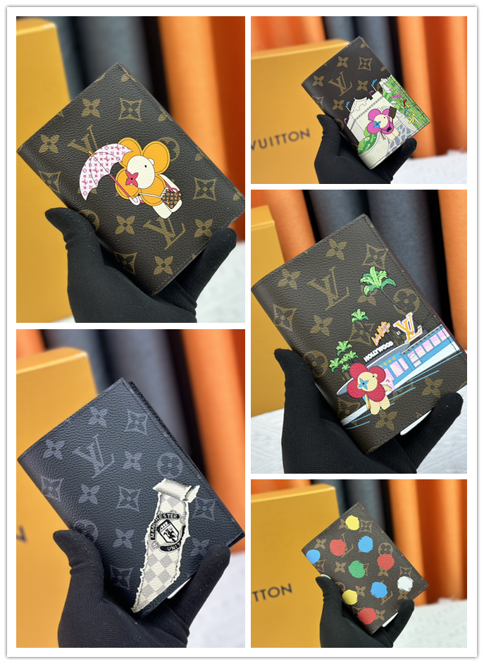 LV クリスマスローズ ヴィヴィエンヌ ホリデー2022 パスポートケース GI1357 （2022年ホリデー限定コレクション / マスコット「ヴィヴィエンヌ」クリスマスローズデザイン / モノグラム帆布×レザー内張りの旅情讃歌）