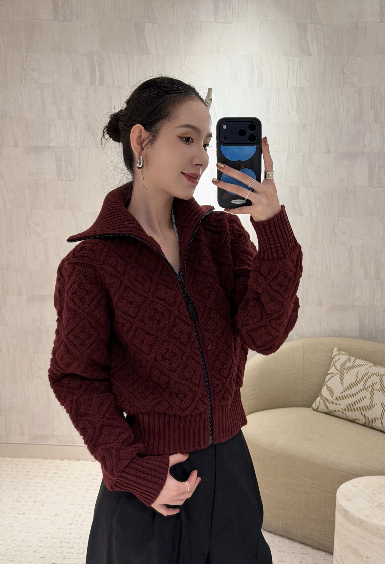 ルイ・ヴィトン(Louis Vuitton) 25年秋冬新作 ジッパーニットジャケット