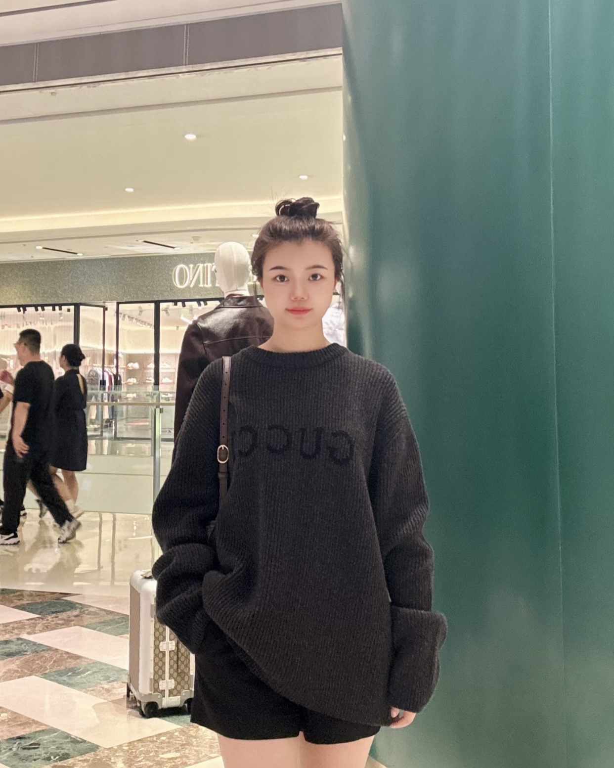 【GUCCI】羊絨混紡ジャカードセーター｜今年最も美しい「高級感」と「実用性」を両立した逸品