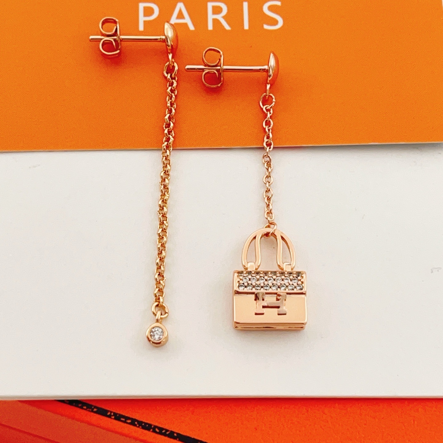 【Hermès エルメス】最新作 ローズゴールド タッセル ダブルロック イヤリング ｜揺れるフェミニン系｜インスタ映え必至