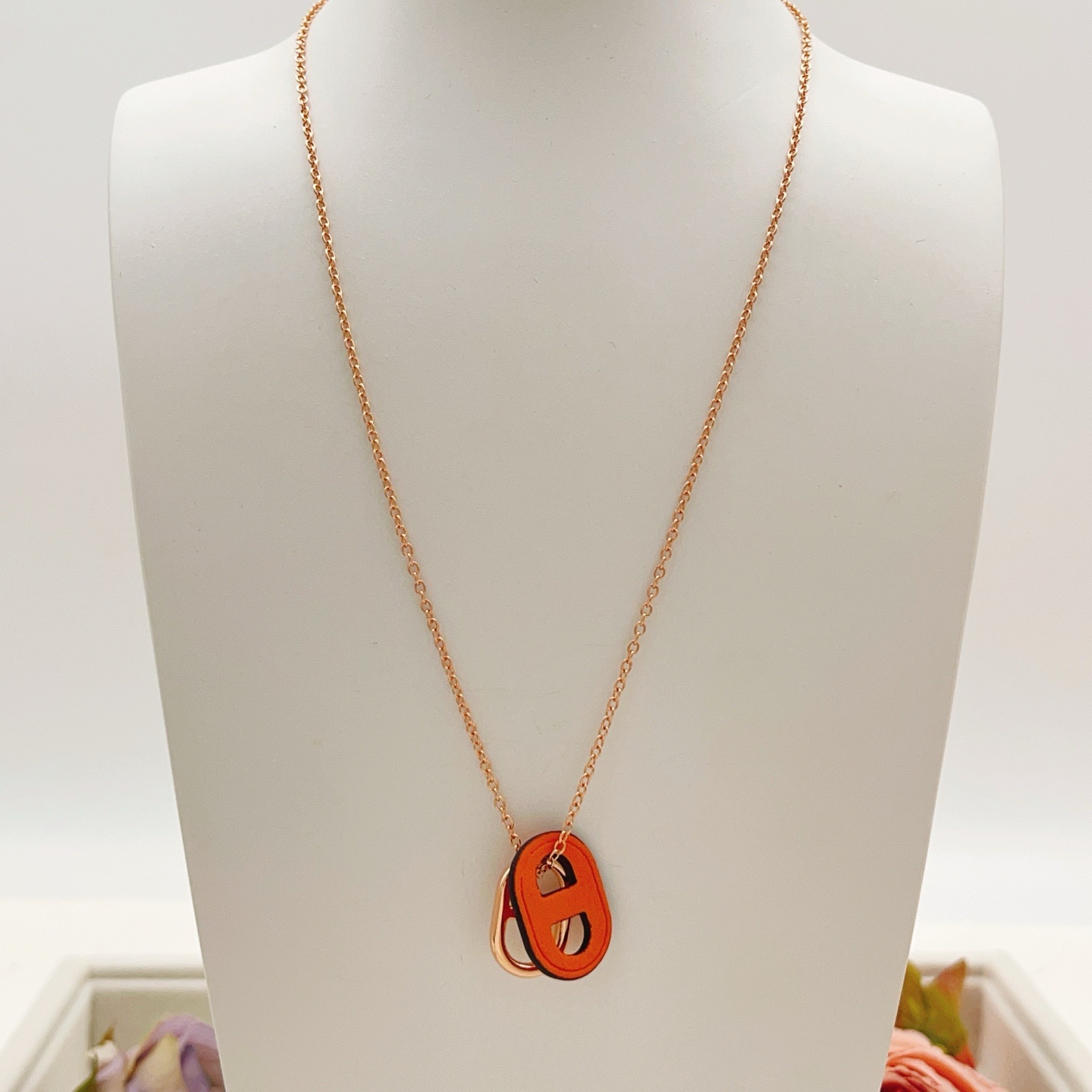 【Hermès エルメス】最新作 ローズゴールド ピッグノーズ ネックレス【オレンジピール仕上げ】 ｜高級真鍮製｜インスタ映え・SNS映え必至｜今季推しアイテム