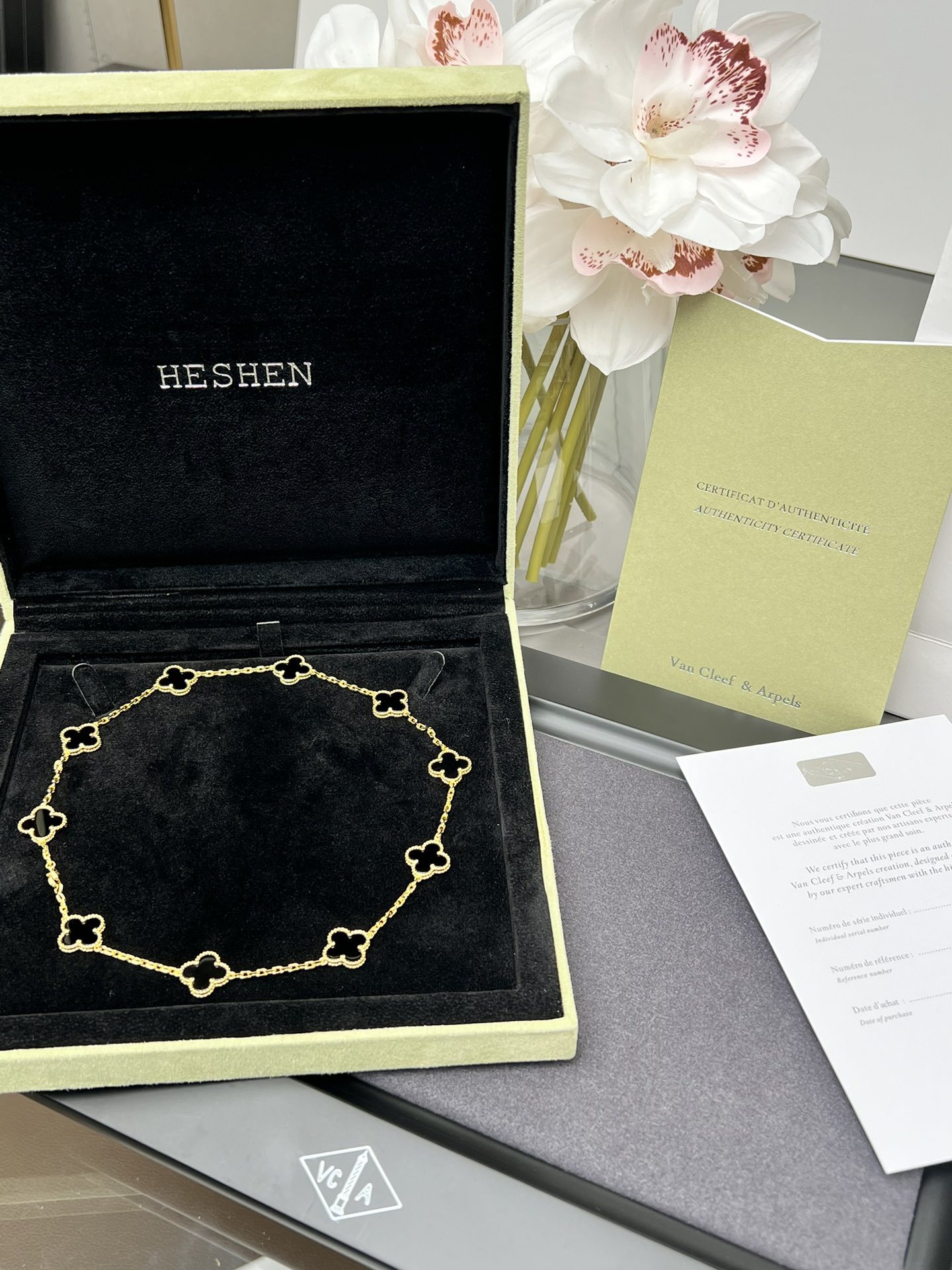 【Van Cleef & Arpels】ヴィンテージ アルハンブラ 10花 ブラックオニキス ネックレス｜通年使いのマストハブ
