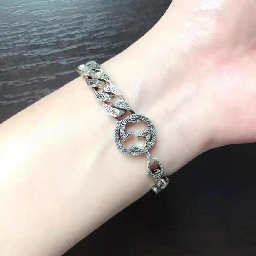 【GUCCI グッチ】ダブルG キューバリンク ネックレス＆ブレスレット｜ヴィンテージ加工の太めチェーン｜カップル＆ギフトにも最適