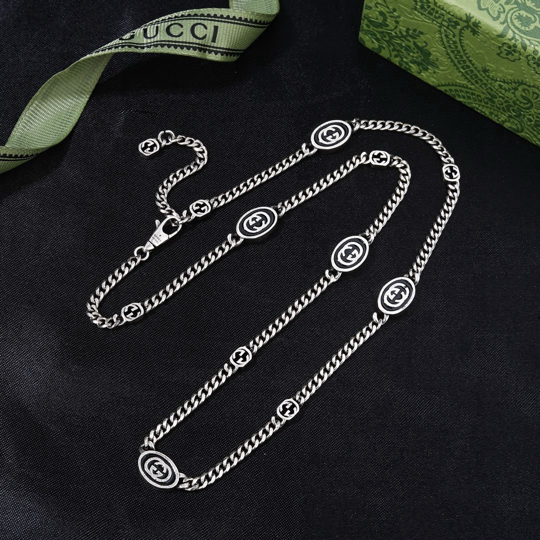 【GUCCI グッチ】ダブルG ステートメント ネックレス｜「これぞグッチ」の圧倒的な存在感｜今季イチオシの注目モデル