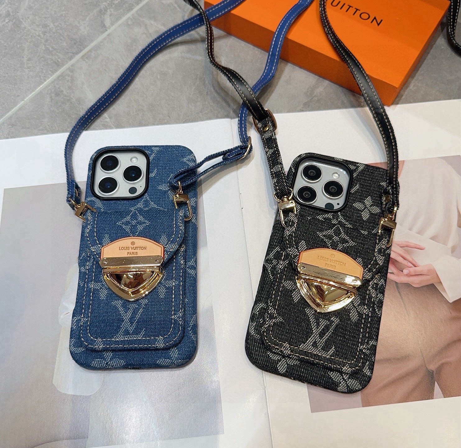 【LOUIS VUITTON LV】デニム カデナ付き カードケース ショルダーケース｜取り出し便利＆高耐久モデル