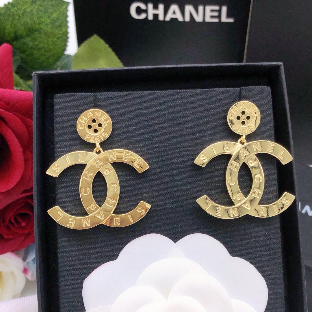 【CHANEL オマージュ】ダブルC ボタン スタッドピアス｜CNC削り出し 真鍮製 高品質 925SV ポスト ニッケルフリー