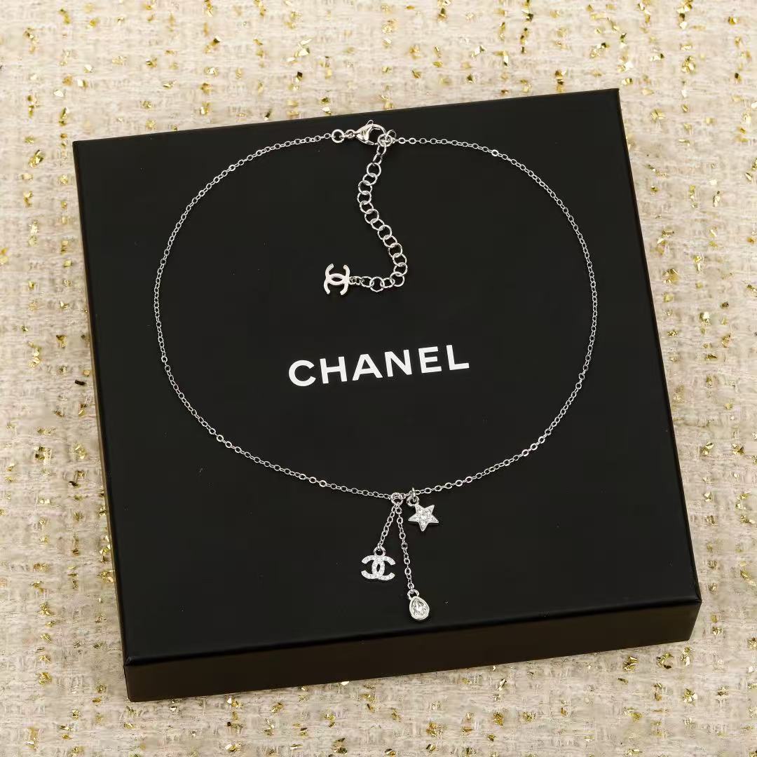 【CHANEL オマージュ】ティアドロップ＆スター ネックレス｜SWAROVSKI クリスタル パール 重工仕様 上品な煌めき