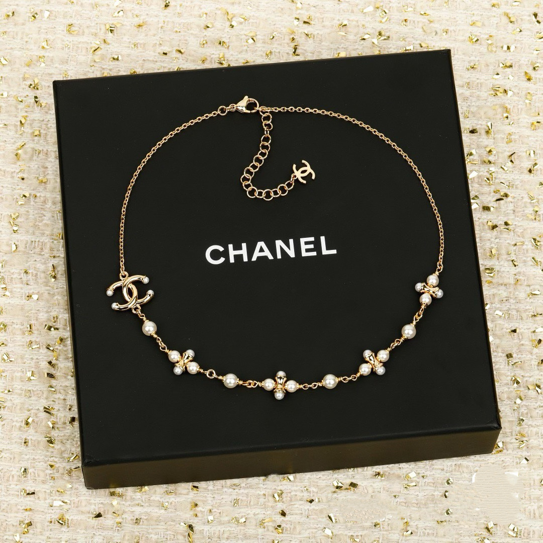 【CHANEL インスパイア】ヴィンテージ風 パール ネックレス｜ゴールドチェーン ダブルC ロゴ アジャスタブル 上品な気品