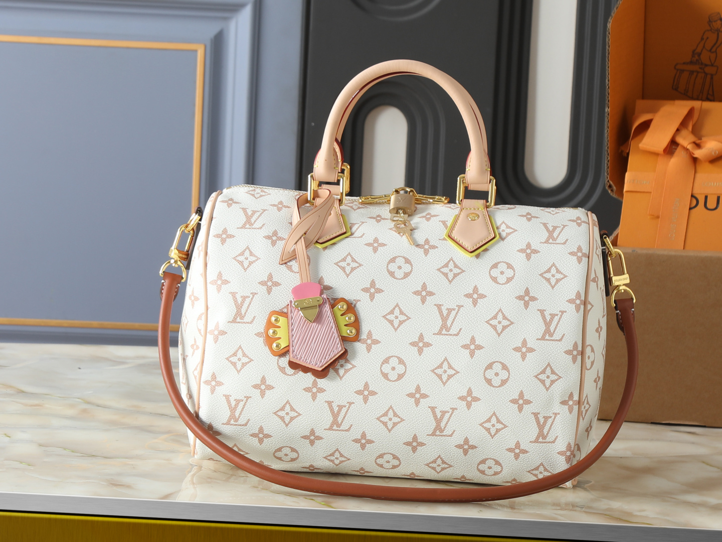 ルイ・ヴィトン スピーディ 25 バンドリエール✨ Craftyコレクション！遊び心あふれるモノグラム・デューヌが夏を彩る♡